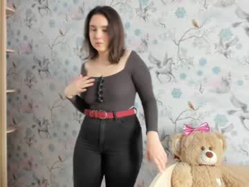 latina cam girl raira_nana image #2650929