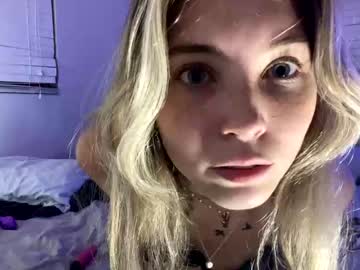 latina cam girl lilruchi image #1369357