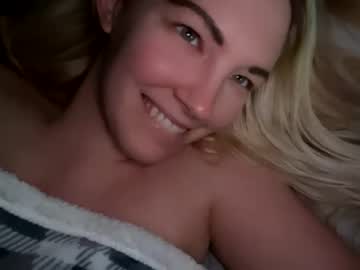 latina cam girl mariah95 image #574940
