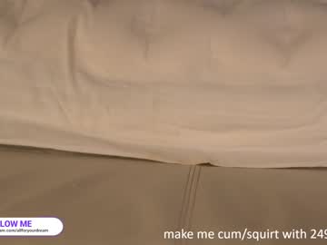 latina cam girl dovia image #3874954