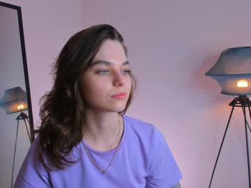 latina cam girl aviannajjustice image #3004185