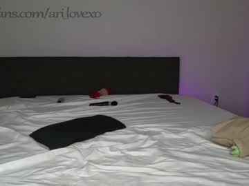 latina cam couple ari_lovexo image #2600402