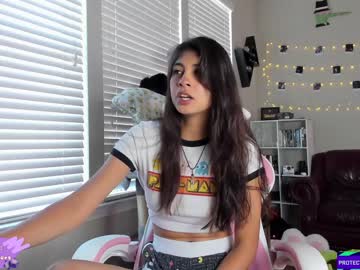 latina cam girl violetttflowers image #3432752
