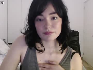 latina cam girl dronae image #1922419