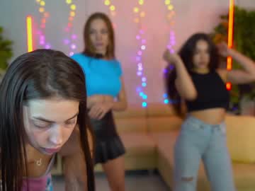latina cam couple kira0541 image #3518436