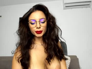 latina cam girl 9harlotte99 image #1780646