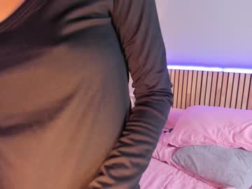 latina cam girl little_effy18 image #4167309