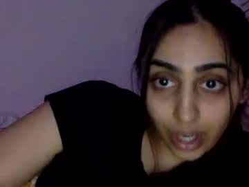 latina cam girl brownbarbiie image #459718