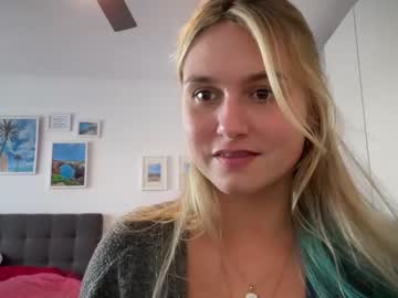 latina cam girl sarahsapling image #3633522