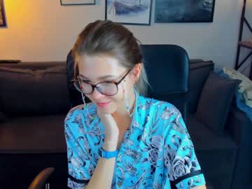 latina cam girl lisa_roses image #2215343