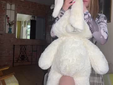 latina cam girl bush_mia image #2975000
