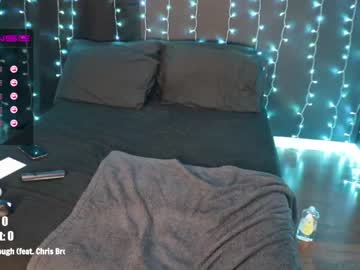latina cam girl milavalentinax image #631537