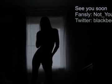 latina cam girl _blackbee_ image #2295463