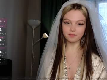 latina cam girl small_blondee image #4291563
