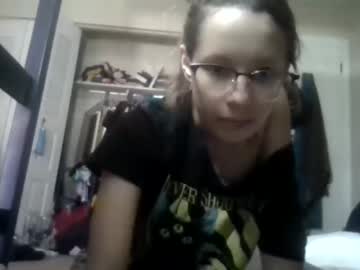 latina cam girl little_and_petite image #2984334