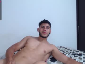 latina cam couple elbustamante image #545940
