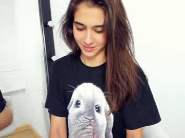 latina cam girl mary_dall image #33632