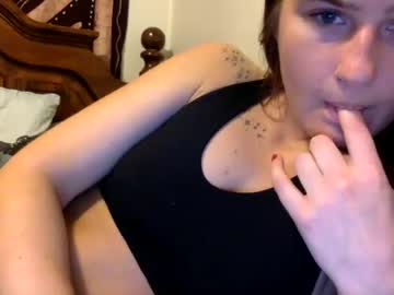 latina cam girl thickredhead4 image #2708900