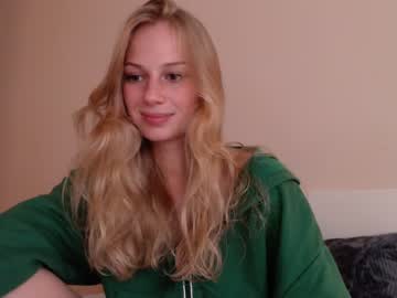 latina cam girl magic_couple13 image #3293980