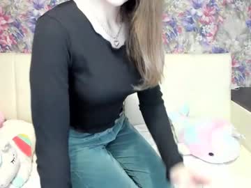 latina cam girl julieejess image #807299