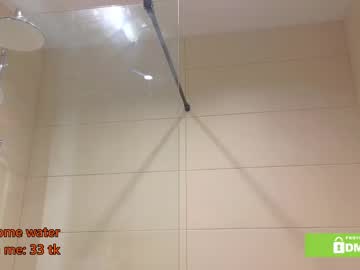 latina cam girl giveme_flowers image #4702304