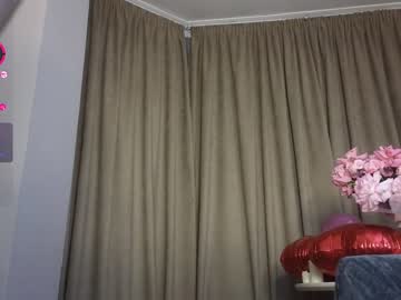 latina cam girl u_needed_me_ image #4222099