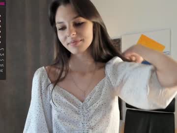 latina cam girl peek_in_my_window image #3793705