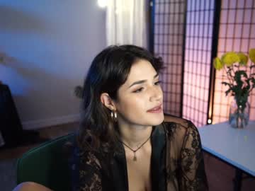 latina cam girl jadeperez_ image #2005110