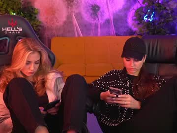 latina cam couple kira0541 image #1745362