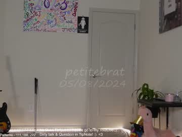 latina cam girl petitebrat image #4619776