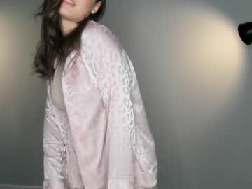 latina cam girl brittcubitt image #4274078