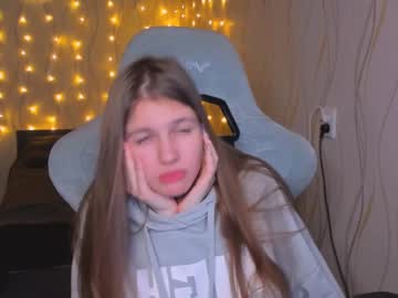 latina cam girl kylie_mine image #2028419