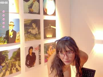 latina cam girl little_effy18 image #2390062