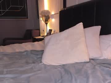 latina cam girl lil_mayaa image #57575