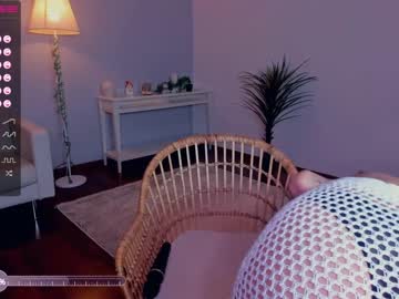 latina cam girl erinwils image #4121667