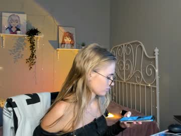 latina cam girl linellali image #1653656