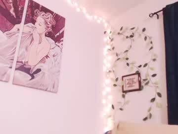 latina cam girl eeeveee image #912355