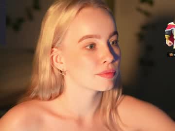 latina cam girl mother__of__dragons image #3721228