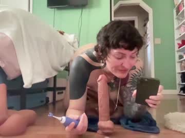 latina cam girl oftenelle image #2903394