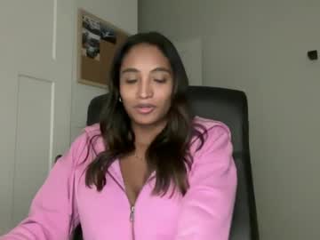 therealgiana latina cam