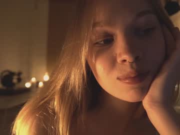 latina cam girl bibi_it_is image #1679244