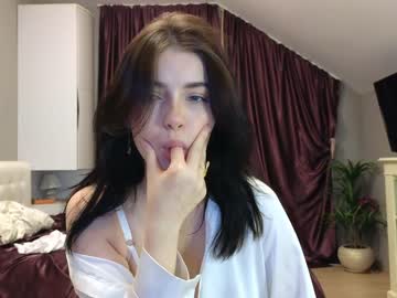 latina cam girl kr1stinarrow image #3318911