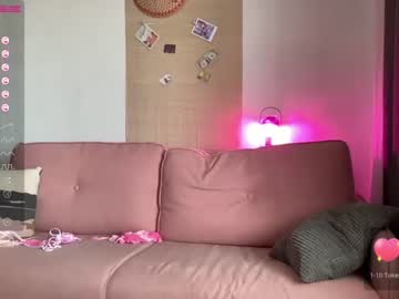 latina cam girl elli_harmon image #3022194