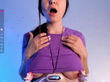 latina cam girl elliehunt image #3351026