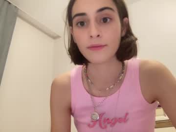 latina cam girl crown_of_vice01 image #1949817