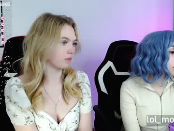 latina cam girl small_blondee image #2536457