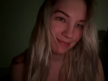 latina cam girl mariah95 image #1034841