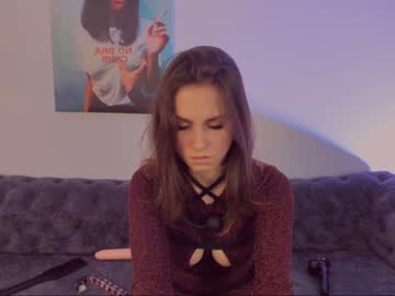 latina cam girl karaline_barns image #671402