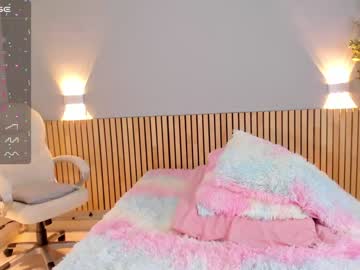latina cam girl little_effy18 image #4261908