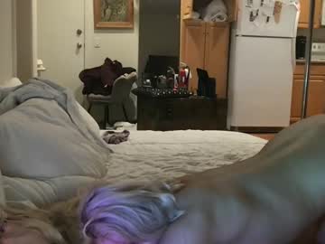 latina cam girl roxynyes image #3599797